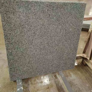 巴中 芝麻白光面900*900，高地铁标准