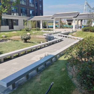 巴中 芝麻灰小区坐凳&栏杆安装效果