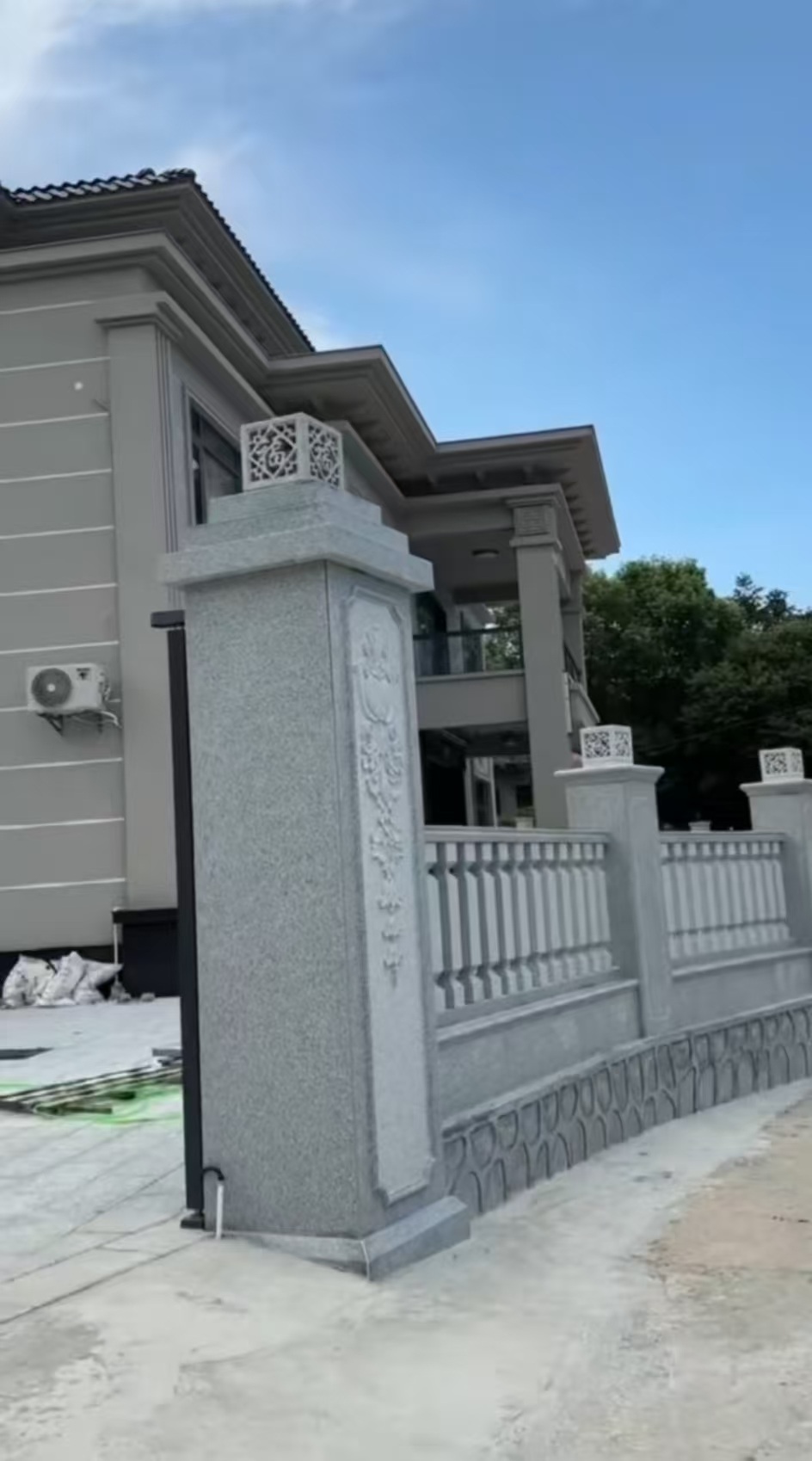 巴中 芝麻白别墅围墙栏杆，私人订制