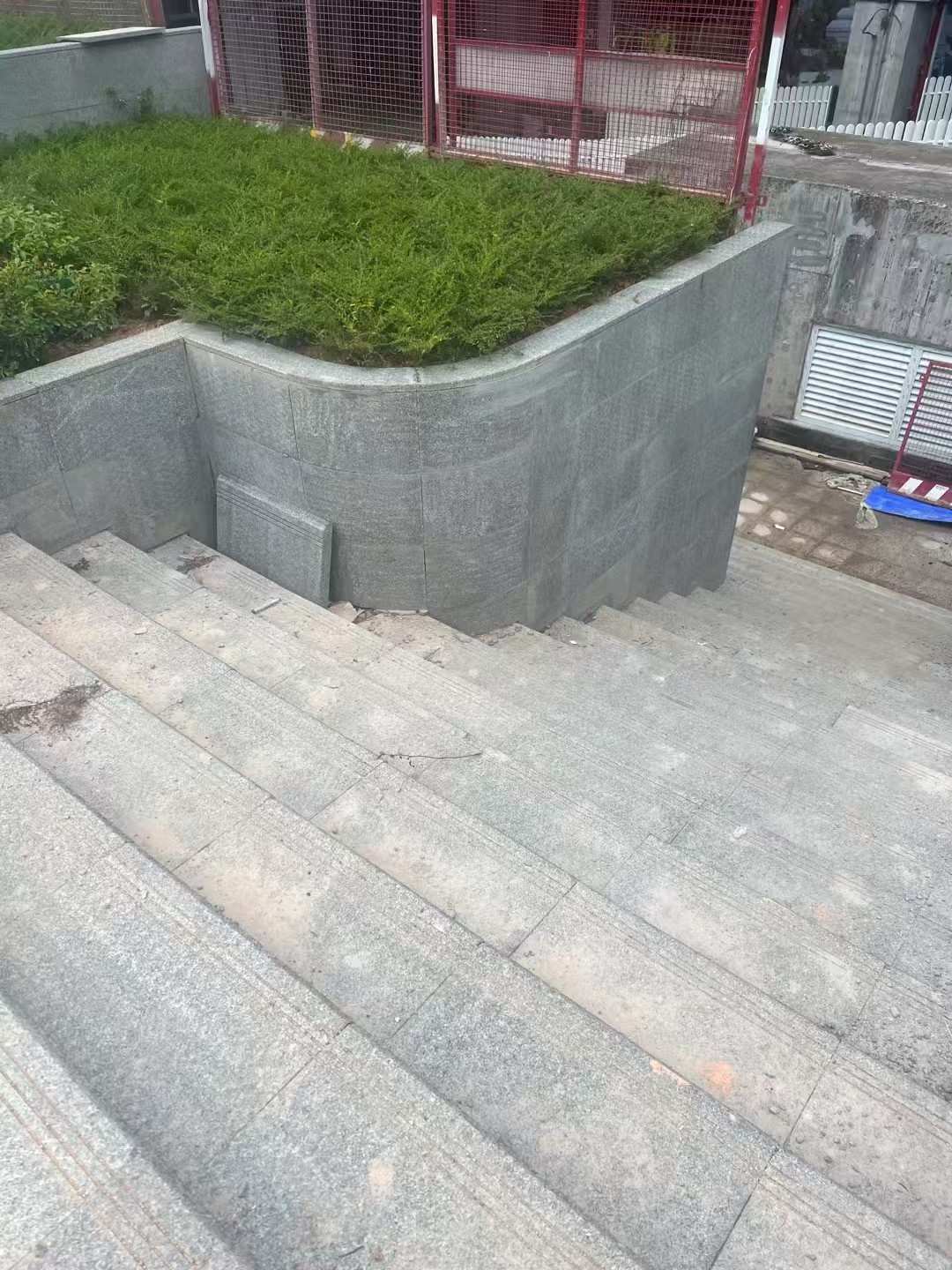 巴中 芝麻黑火烧面铺装案例
