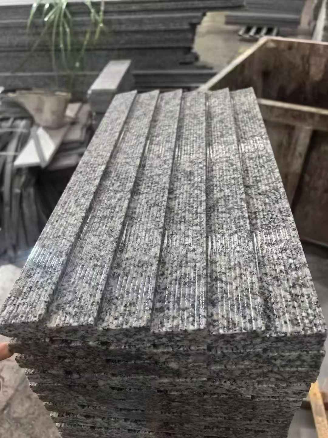 巴中 狼牙石