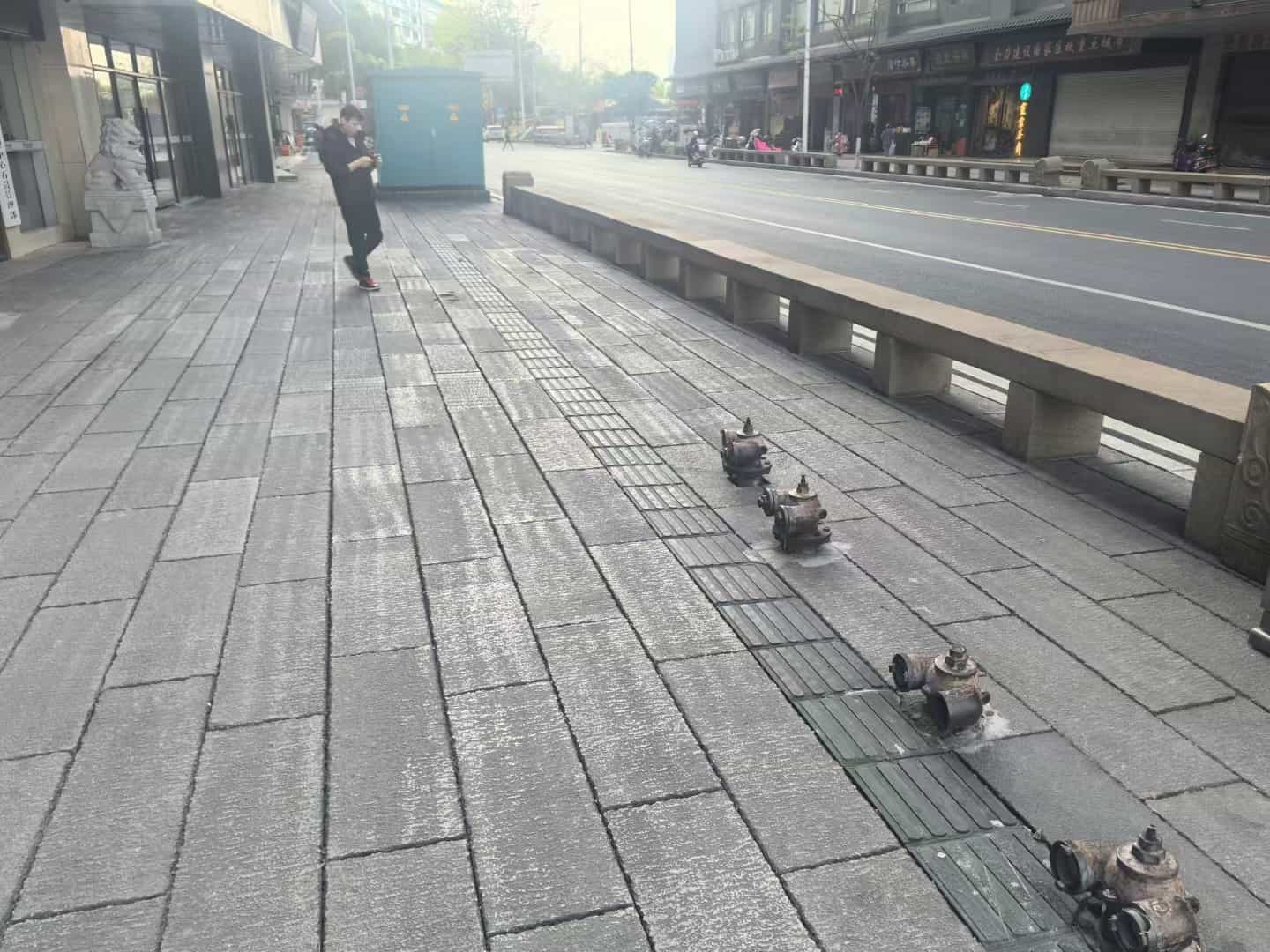 巴中仿古石铺装效果