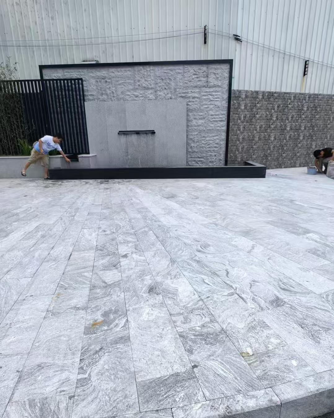 巴中 浪淘沙铺装效果