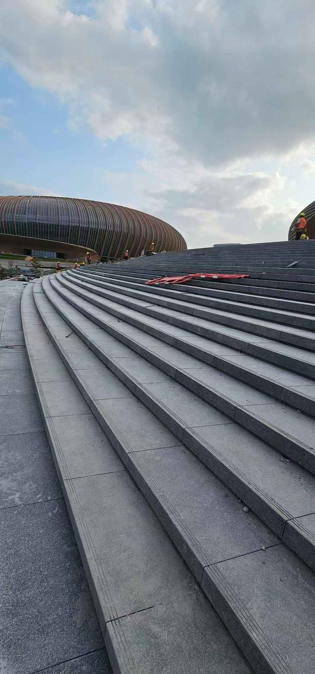 巴中 弧形整石台阶铺装效果图